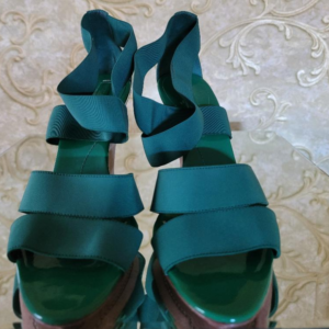 BCBGMAXARIA – US size 10, Africa 40