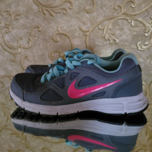 Nike – US size 6.5