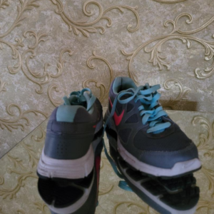 Nike – US size 6.5