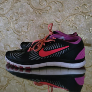 Nike for girls and Ladies – US size 9